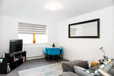 Image de Charming Wandsworth Jewel - Pass the Keys