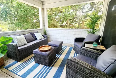 Image de Coral Cottage - Walk to beach, state park