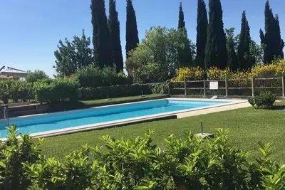 Image de Stunning lake view villa, pool and barbecue