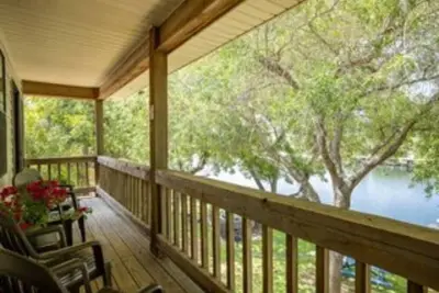 Condo 18, Beautiful Lake View