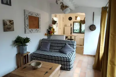 Image de La maison autour du figuier