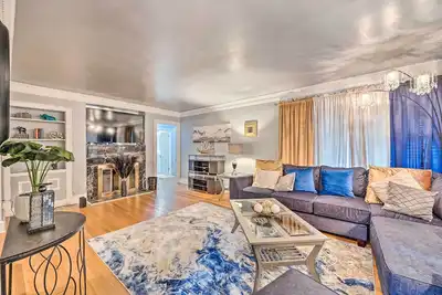 Image de Chic Petersburg Home w/ Game Room - Dogs Ok!