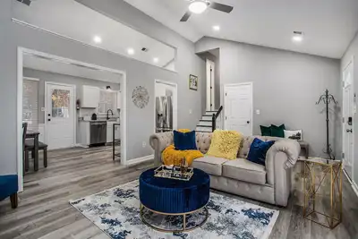 Image de Perfect Location Large groups 5Bd Home - Lakepoint