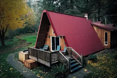 Image de Tilted Timbers | Cabin | Hot Tub | wifi