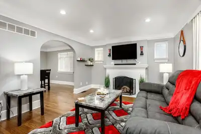 Image de Tranquil, Stylish & Comfy - Queen Beds