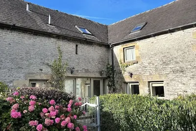 Image de Peak District country cottage with free Ev charging