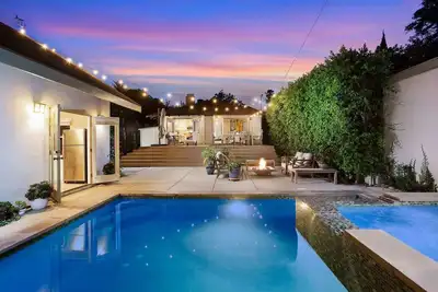 Historic Craftsman by the Sunset strip