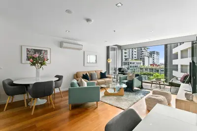 Image de St Leonards - Oxlst - Oxley Street - Modern 2br Apartment with Terrace, Views Parking Near St Leonards Station