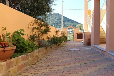 Image de Bel appartement pour 4 personnes avec climatisation, Wifi, Tv, terrasse et parking