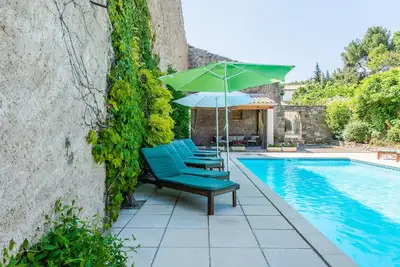 Image de Gite Coquelicot - Gite de luxe avec climatisation et piscine chauffe.