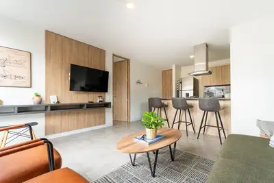 Image de Go Living 702 · Modern Apt near Milla de Oro with Ac and Balcony