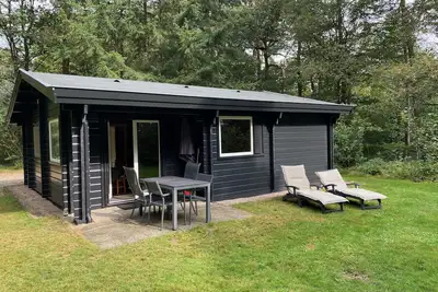 Image de Finnish bungalow on Zelle Estate, in the woods, plenty of privacy!