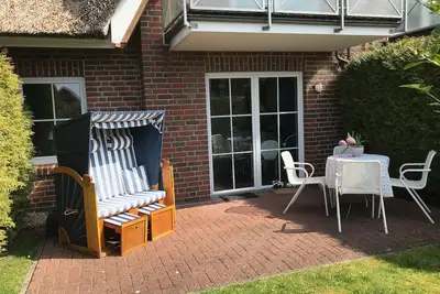 Image de Dreams under a thatched roof, terrace, Wlan, beach chair on the family beach free of charge