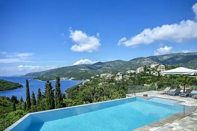 Image de 4 Bedroom Luxury Villa, Private Pool, Sea Views, Sivota