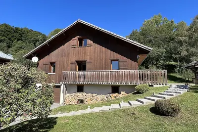 Image de Charmant chalet idéalement situé sur versant sud, proche du village
