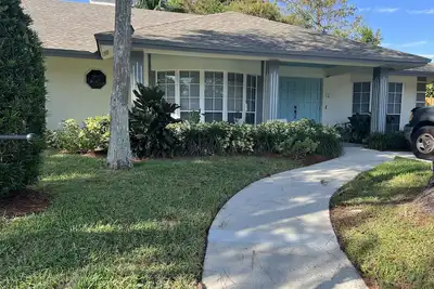 Image de 3 Bedroom house minutes from Wef and Polo grounds