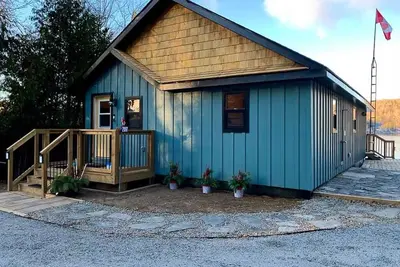 Image de Oz Landing - Affordable Pet-Friendly Cottage w/ Great Swimming