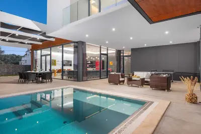 Image de Luxury Villa Borealis with Pool