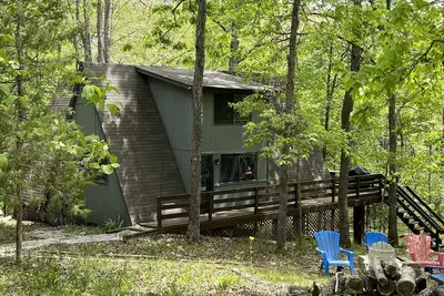 Image de Innsbrook lakefront A-Frame, kayaking, paddle boarding and more