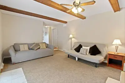 Image de Cozzy 3 Bd House Oak Creek. 8min Milwaukee airport