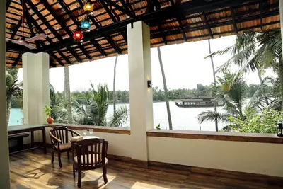 Image de cheerful 2-bedroom cottage overlooking the lake