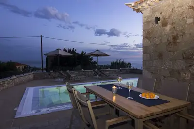 Gea Mani Villas