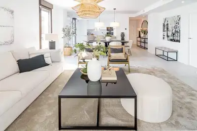 Image de Lmea2. 0a - Luxury Apt - Pool View & Walk to All