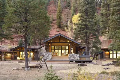 Image de Secluded Luxury Nature Retreat- Private Cabins - Hot Tub - Drive to Telluride