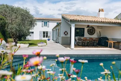 Image de Villa Côte Ouest - Maison Rhétaise