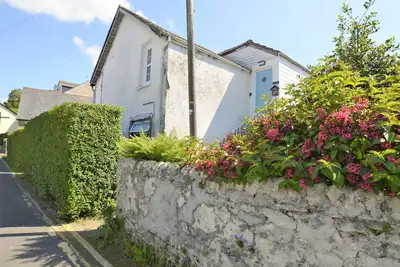 Image de Sandor Upper Apartment, town centre, good value, sleeps 4