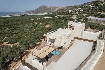 Image de Villa Melissa 2, spacieuse, piscine privée, vue mer, Bbq