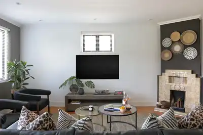 Image de Designer Green Point Apartment | Pool | Balcony