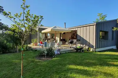 Image de Villa d'architecte Ă Morgat, dans le bois du Kador