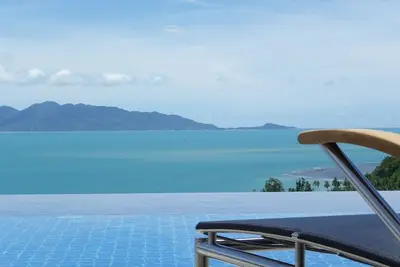 Image de Villa, piscine privée de 50m ², vue magnifique sur mer.
