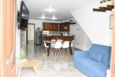 Image de Modern and cozy, complete apartment