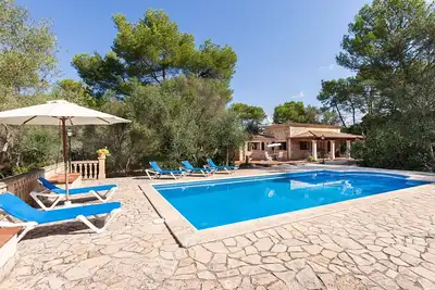 Image de Charming Mallorca Villa I Located Amongst Pine And Olive Trees I Sa rota I 3 Bedrooms I Lloret de Vistalegre
