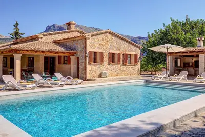 Image de Charming Mallorca Villa I Wonderful View Of The Tramuntana Mountains I Private Pool I Short Drive To The Beach I Pollensa