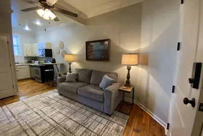 Image de Amazing Suite nestled in downtown Corinth