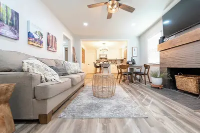 Image de Sequoia Sunrise: Dt duplex w/firepit&patio