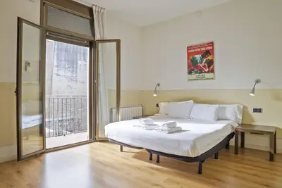 Image de ¡Apartamento en el centro de Barcelona!