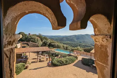 Image de Incredible views! In the middle of nature ❤ Authentic 15th century farmhouse