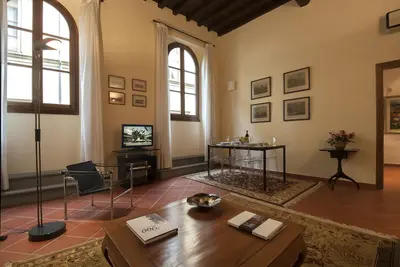Image de San Miniato Apt - Luxury Apartments at 20 steps from Duomo; Elevator equipped.