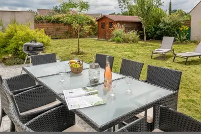 Maison neuve avec jardin 8 couchages Compiègne 10 mn