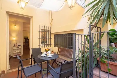 Image de Romantic apartment close to Palazzo Vecchio