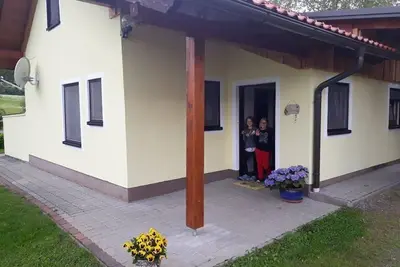 Image de Ferienhaus am Badesee - Holiday home/3 bedrooms/bathroom, Wc