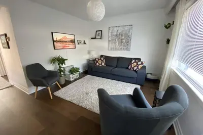 Image de Upper Beaches Family Gem w/ private gym, huge backyard and parking