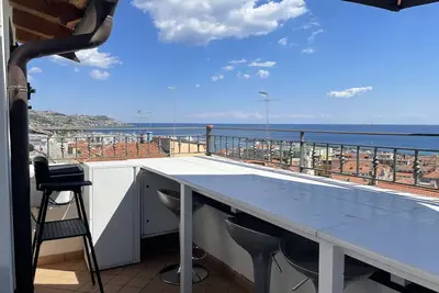 Image de Dream terrace with sea view