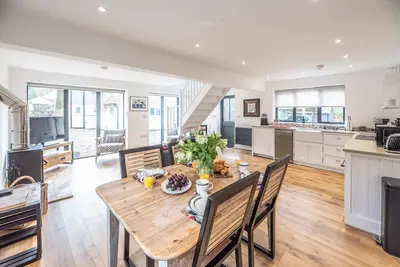 Image de Little Honey Pot, Benhall
