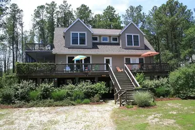 Image de Edie's Folly - Water View -Screen Porch-No Linens And Towels Provided