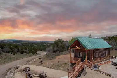 Image de Peaceful Cabin with Spectacular Stargazing Hot Tub